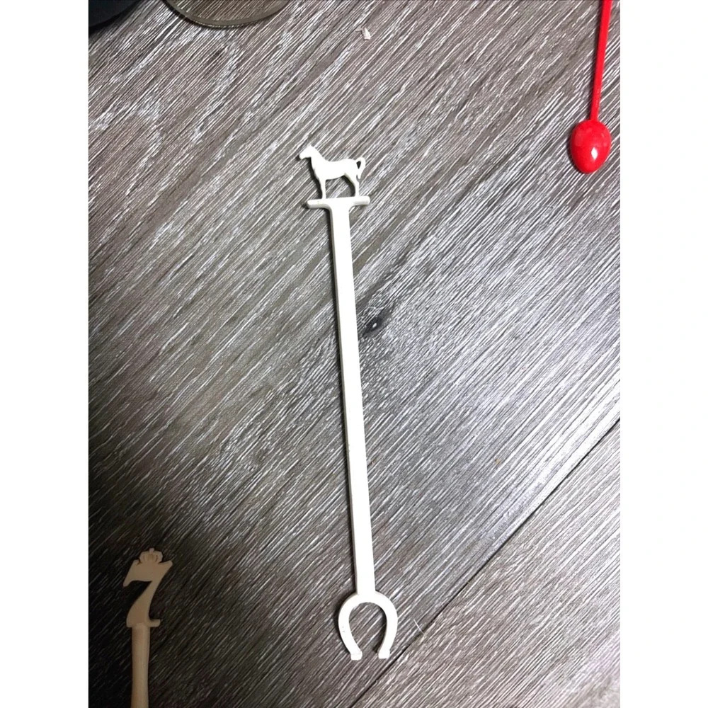 Vintage Swizzle Stick Lot Seagrams Sheraton White Horse Advertising 20 Stirrers